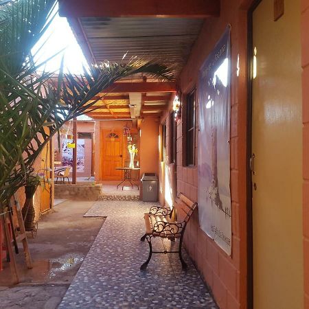 Hostal Tuyasto San Pedro de Atacama Exterior photo